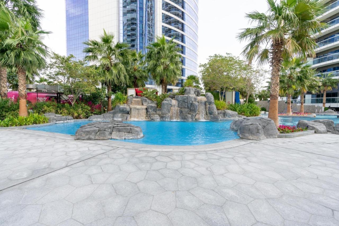 Globalstay Damac Towers By Paramount In Business Bay Dubai Buitenkant foto